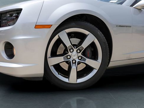 Used 2010 Chevrolet Camaro SS w/ RS Package RWD image 4