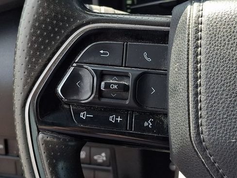 Used 2024 Toyota Tundra SR5 w/ SR5 Convenience Package AWD/4WD image 15