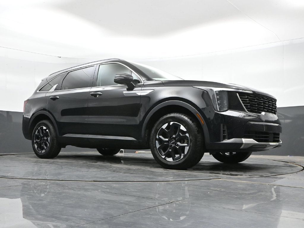 Used 2024 Kia Sorento S AWD/4WD image 41