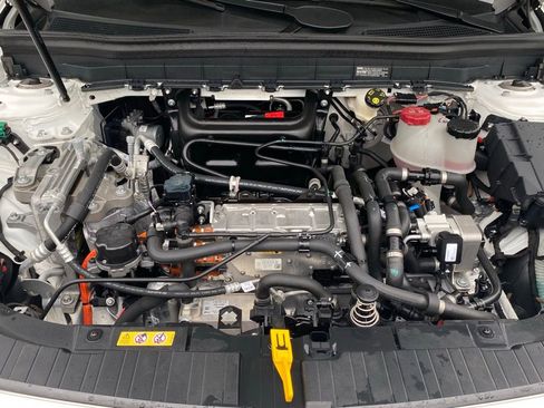 Used 2023 Mercedes-Benz EQB 250+ image 16