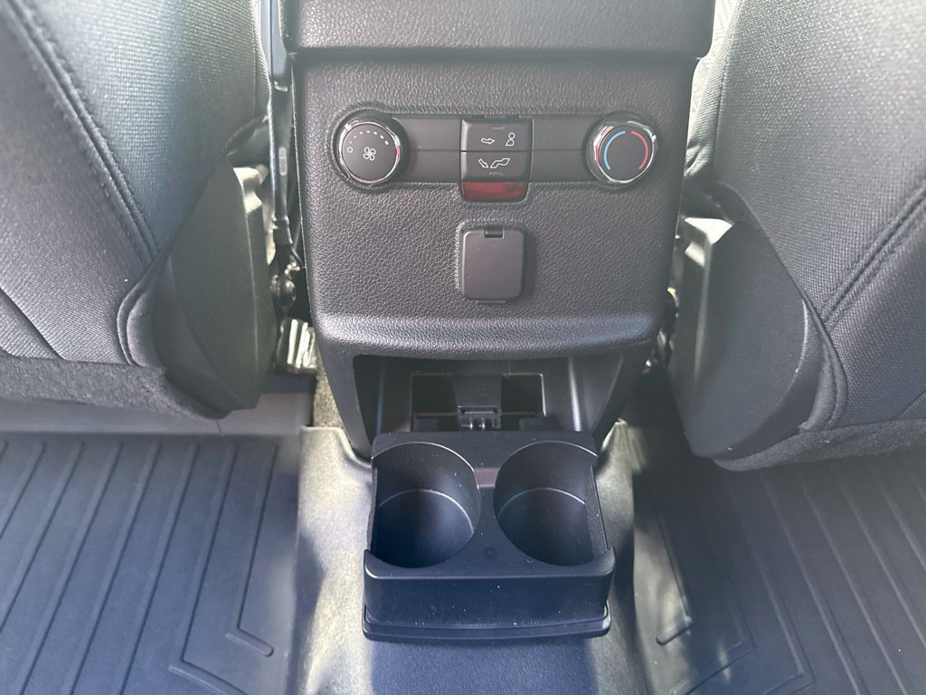 Used 2018 Ford Explorer XLT FWD image 12