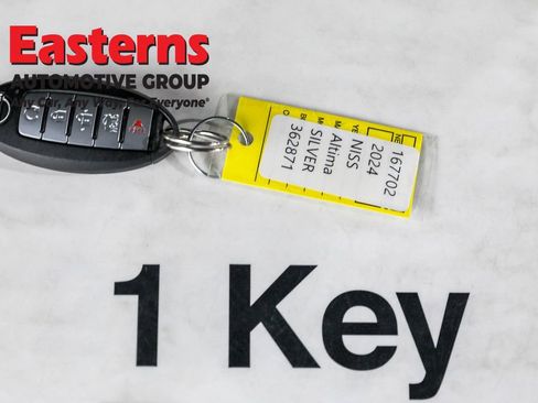 Used 2024 Nissan Altima 2.5 SV image 25