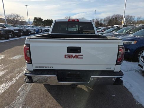Used 2018 GMC Sierra 1500 SLT image 4