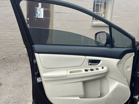 Used 2012 Subaru Impreza 2.0i Premium image 10