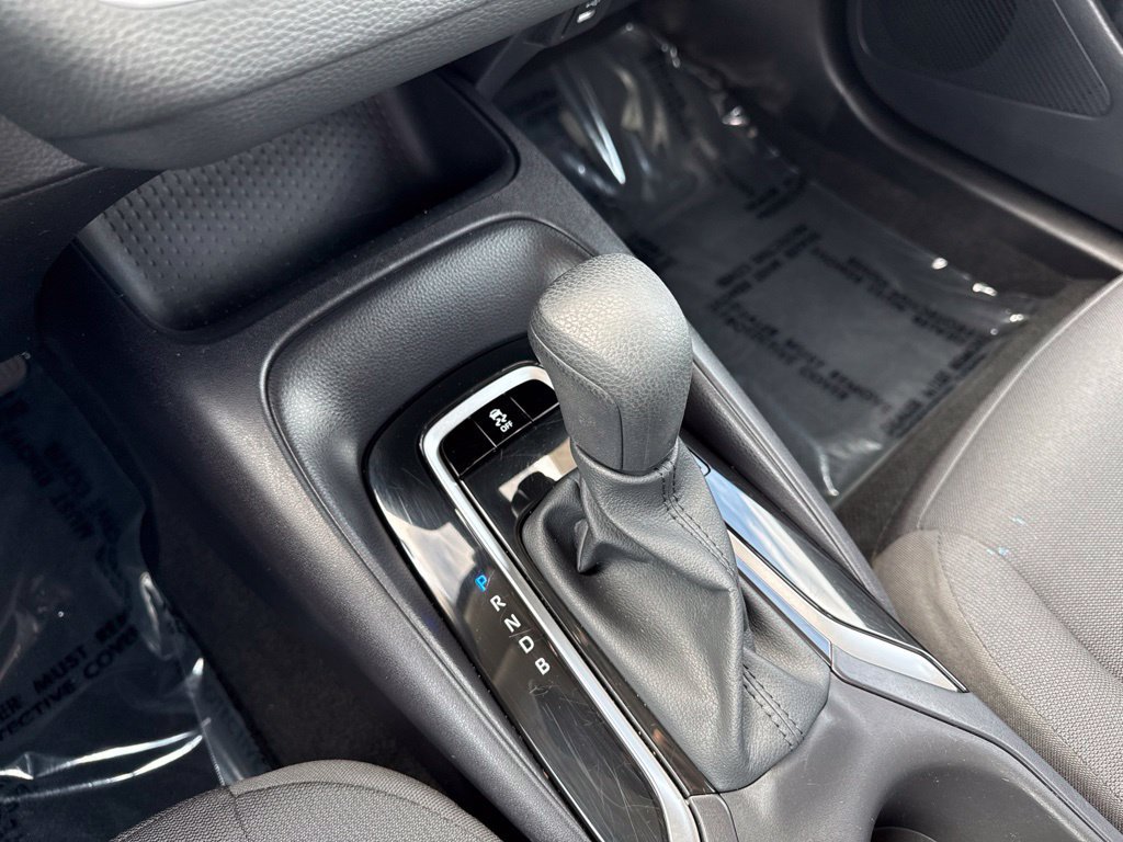 Used 2025 Toyota Corolla LE w/ Convenience Package FWD image 17