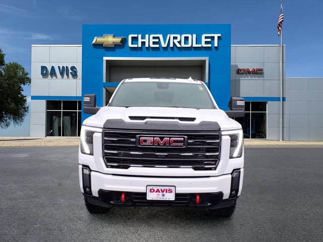 Used 2024 GMC Sierra 3500 AT4 w/ AT4 Preferred Package AWD/4WD image 8