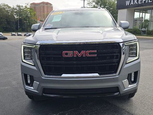 Used 2023 GMC Yukon XL SLE image 30