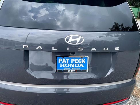 Used 2026 Hyundai Palisade Calligraphy FWD image 11