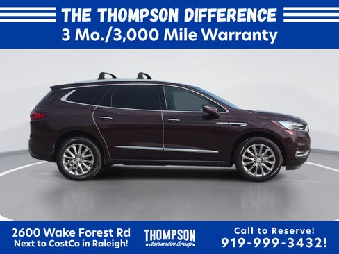 Used 2019 Buick Enclave Essence w/ LPO, Luxury Package FWD image 2