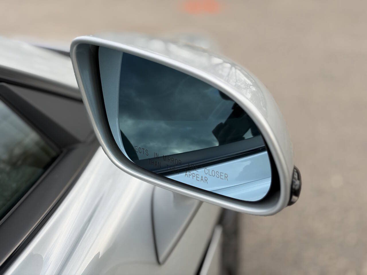 Used 2017 McLaren 570S RWD image 30