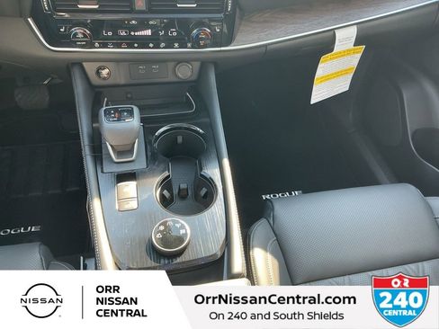 New 2026 Nissan Rogue Platinum w/ Platinum Premium Package AWD/4WD image 25