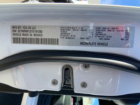 New 2026 RAM 5500 Tradesman w/ Chrome Appearance Group image 31