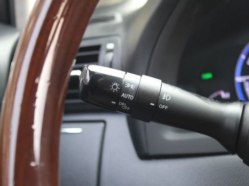 Used 2014 Lexus RX 450h AWD image 27