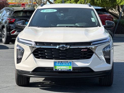 New 2026 Chevrolet Trax RS w/ Driver Confidence Package FWD image 8