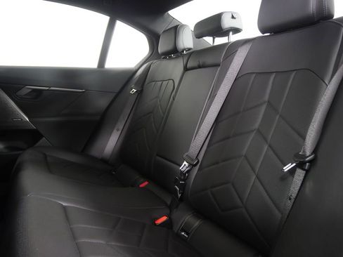 Certified 2025 BMW 530i image 16