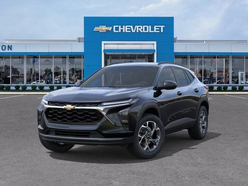 New 2026 Chevrolet Trax LT w/ LT Convenience Package FWD image 6