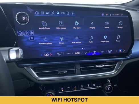 Certified 2024 Chevrolet Equinox EV LT FWD image 5