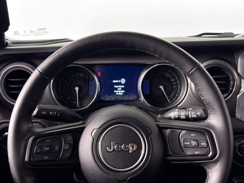 Used 2023 Jeep Wrangler Unlimited w/ Cold Weather Group image 23