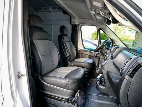 Used 2025 RAM ProMaster 2500 w/ Safety Group image 23