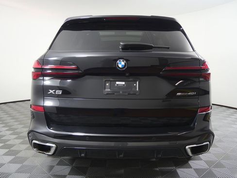 Used 2026 BMW X5 sDrive40i image 4