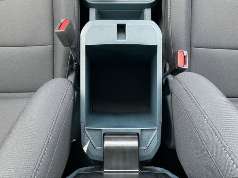 New 2026 Ford Maverick XL image 29