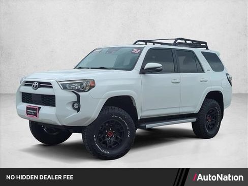 Used 2022 Toyota 4Runner SR5 Premium w/ Moonroof Package AWD/4WD image 1