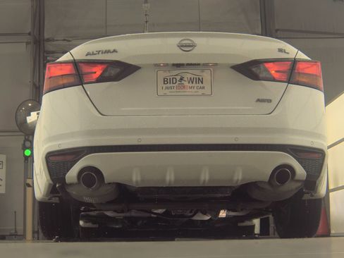 Used 2023 Nissan Altima 2.5 SL image 10