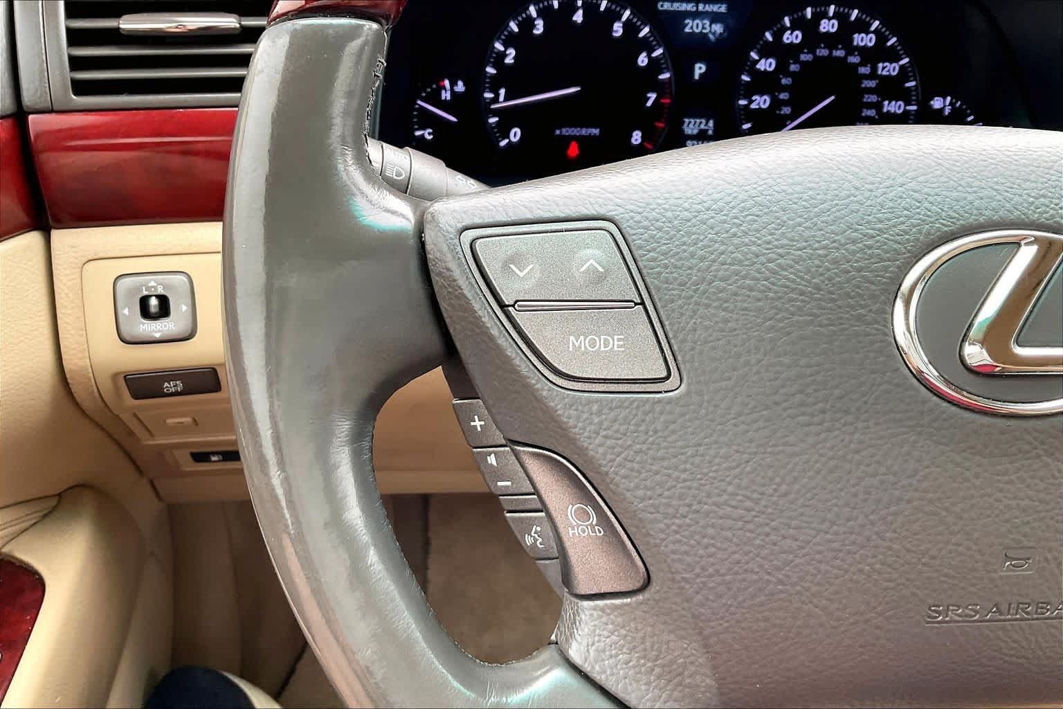 Used 2007 Lexus LS 460 RWD image 23