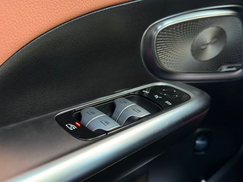 Certified 2024 Mercedes-Benz C 300 Sedan image 21