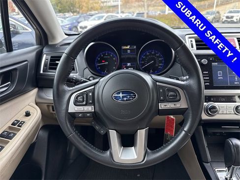 Used 2017 Subaru Outback 2.5i Premium image 7