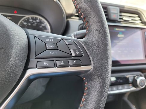 New 2025 Nissan Versa SR w/ Trunk Package image 22