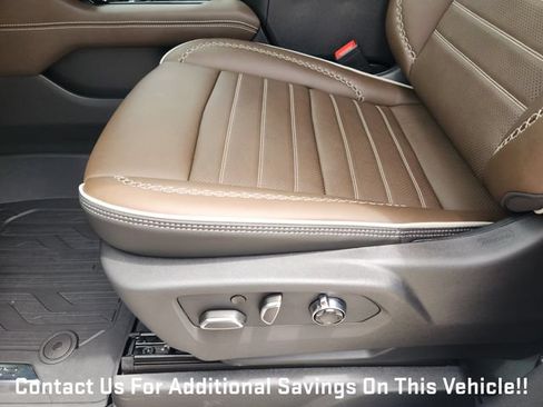 New 2026 GMC Yukon XL Denali Ultimate w/ LPO, Floor Liner Package AWD/4WD image 19
