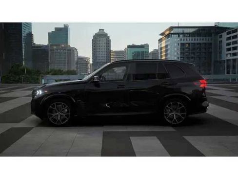 New 2026 BMW X5 sDrive40i w/ M Sport Package RWD image 4