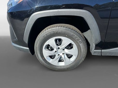 Used 2025 Toyota RAV4 LE image 15