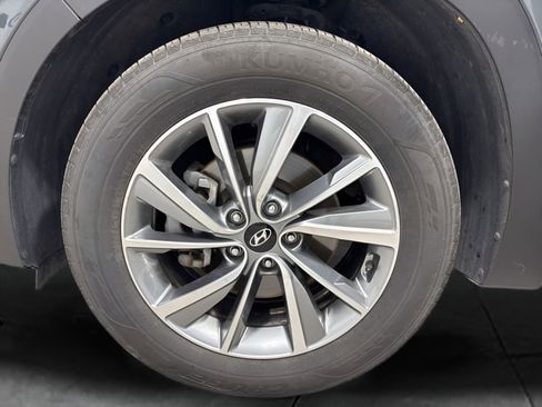 Used 2019 Hyundai Santa Fe SEL image 20