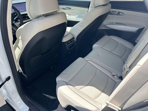 New 2027 Genesis GV70 2.5T Advanced AWD/4WD image 19