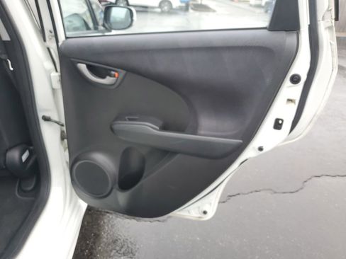 Used 2010 Honda Fit Sport image 24