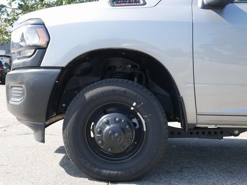 New 2023 RAM 3500 Tradesman image 10