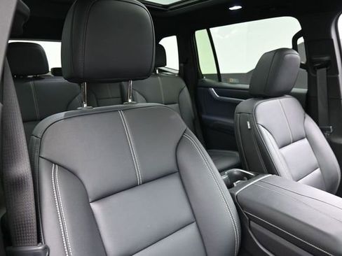 Used 2025 GMC Acadia Elevation w/ Super Cruise Package FWD image 29