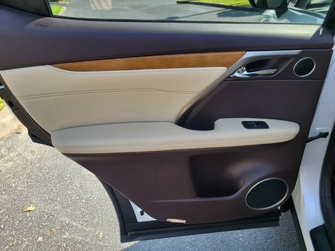 Used 2018 Lexus RX 350 FWD w/ Premium Package image 13