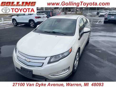 Used 2013 Chevrolet Volt Premium w/ Premium Trim Package image 1