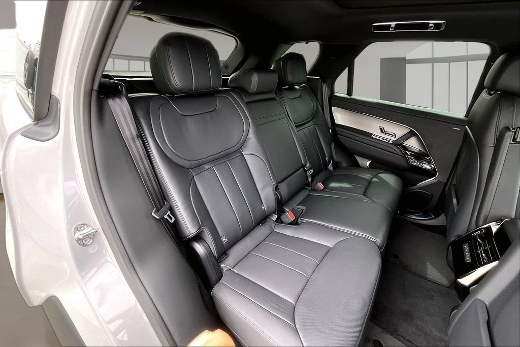 New 2026 Land Rover Range Rover Sport Dynamic SE AWD/4WD image 10