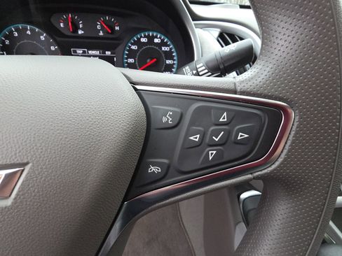 Used 2025 Chevrolet Malibu LT image 19