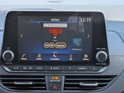 Used 2022 Nissan Altima 2.5 SV image 16