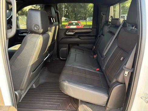 Used 2024 Chevrolet Silverado 3500 High Country w/ Technology Package AWD/4WD image 15