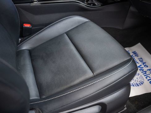 Certified 2023 Toyota Prius XLE FWD image 33