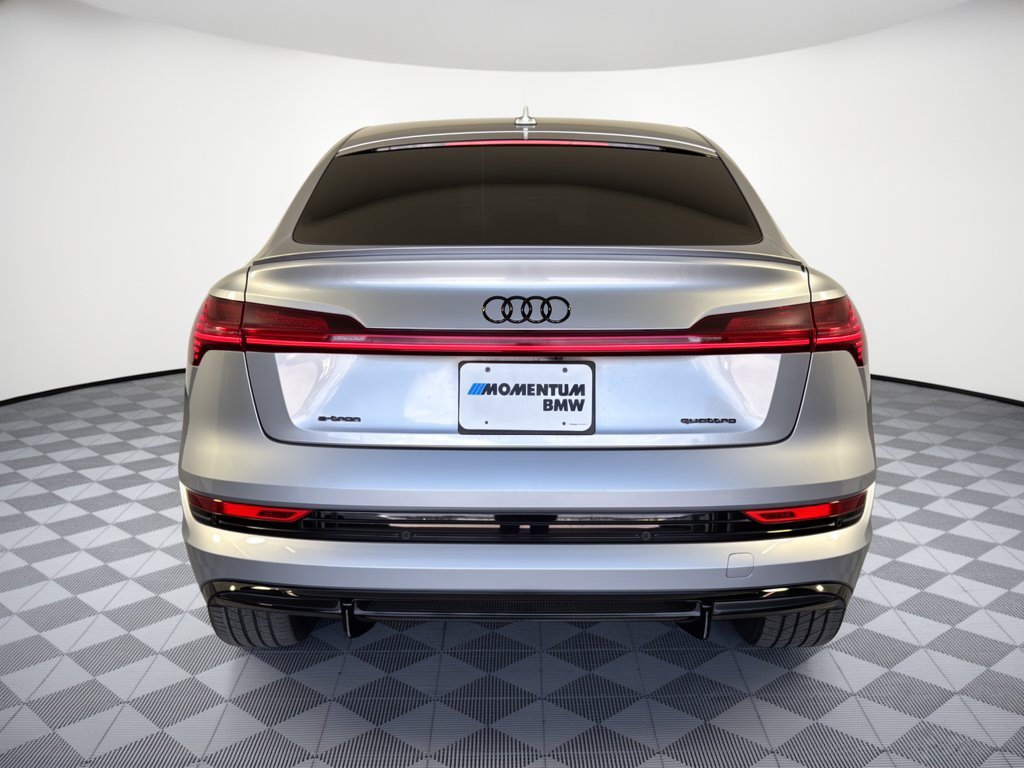 Used 2022 Audi e-tron Premium AWD/4WD image 11