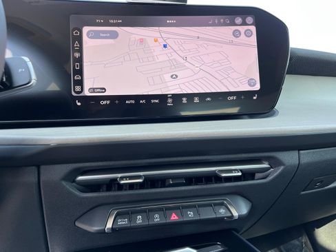 New 2026 Audi Q3 quattro 2.0T AWD/4WD image 21