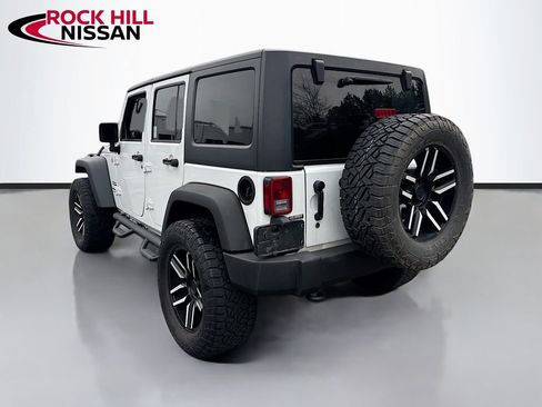 Used 2018 Jeep Wrangler Unlimited Sport S image 8