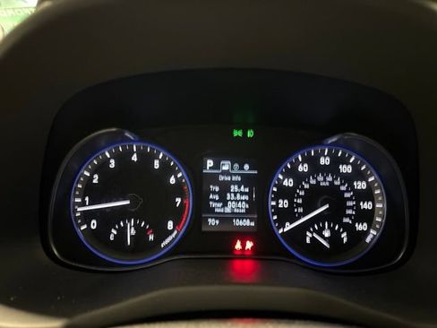 Used 2018 Hyundai Kona Limited AWD/4WD image 3